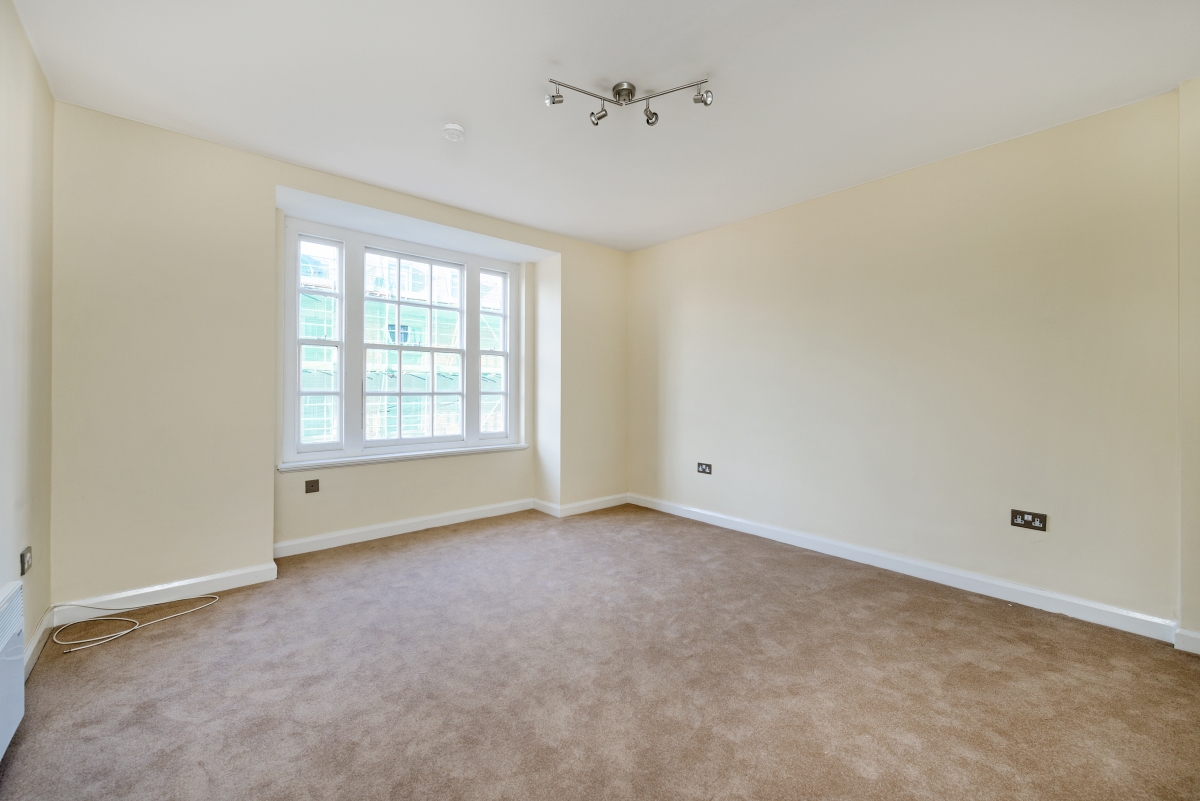 Flat 33 Clarewood Court, Seymour Place, London photo 2