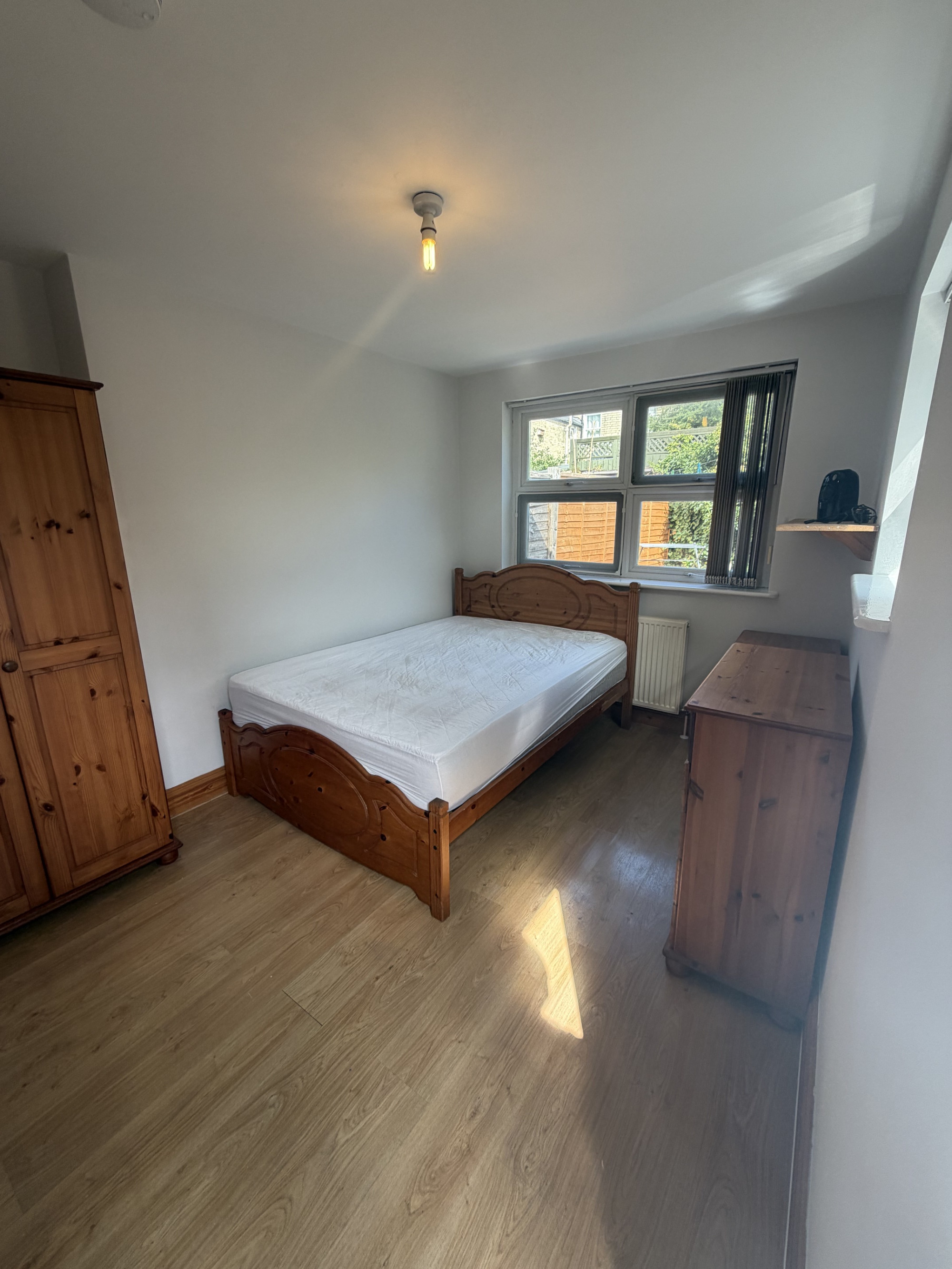 Room 2: 9,, Marshall Road, Cambridge photo 4