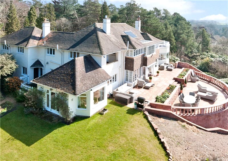 Photos of Telegraph Road, Thurstaston, Wirral, Merseyside CH61