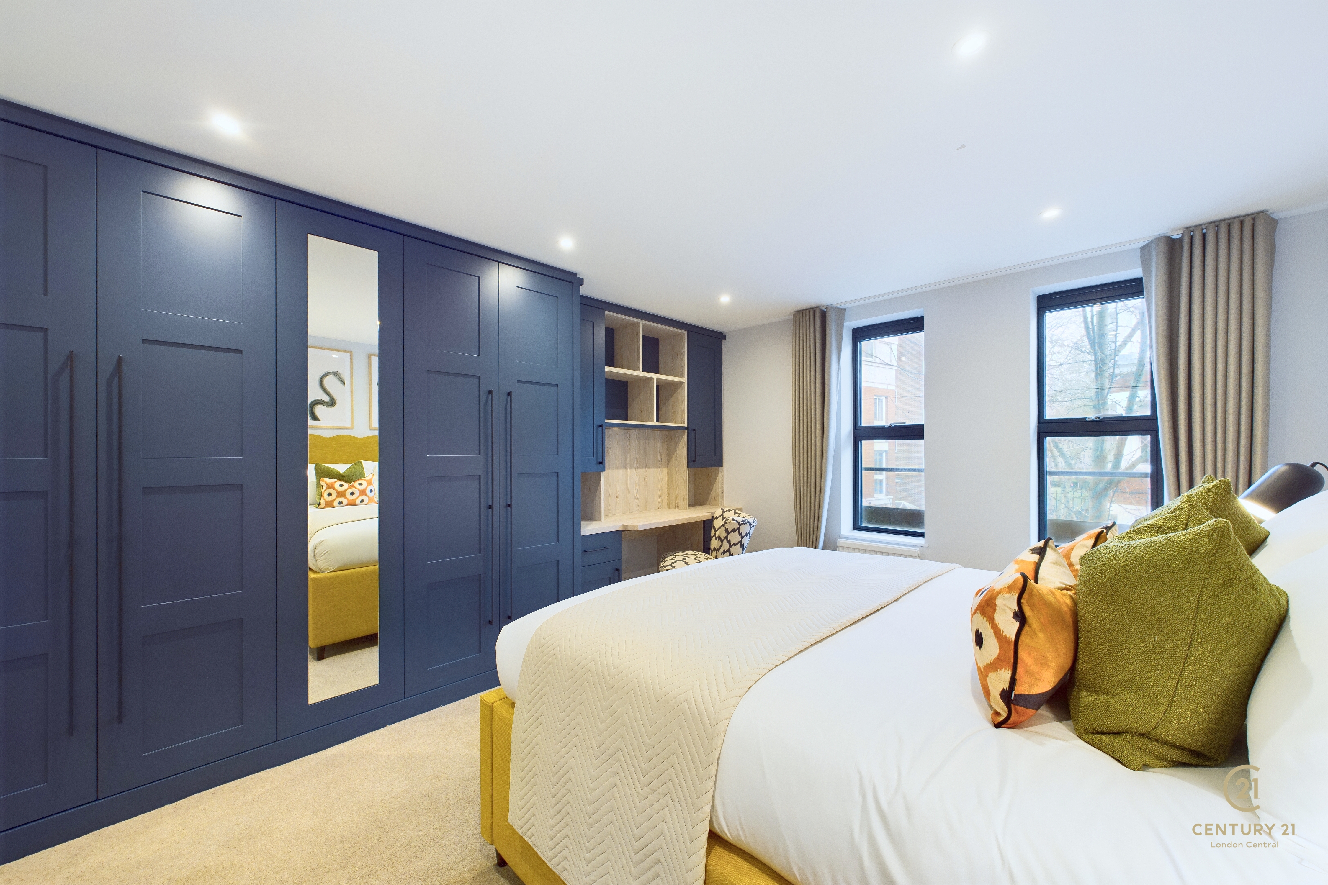 2 bedroom flat for sale 0