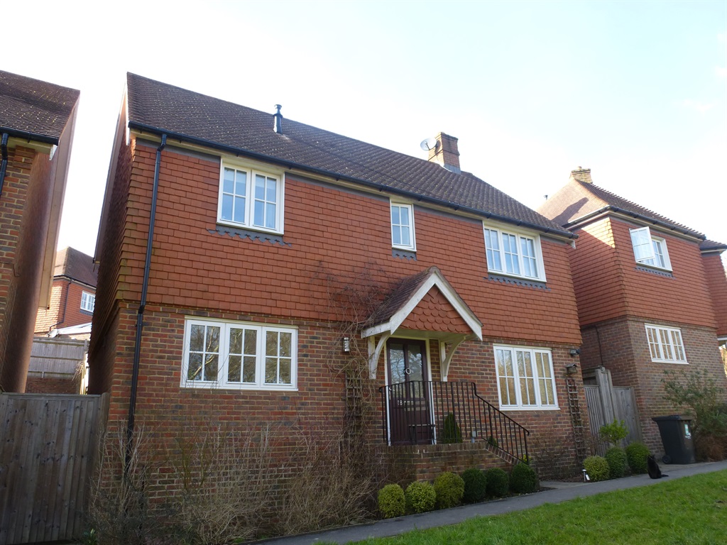 Free property report 58 Nassau Drive, Crowborough, TN6 2GT Chimnie