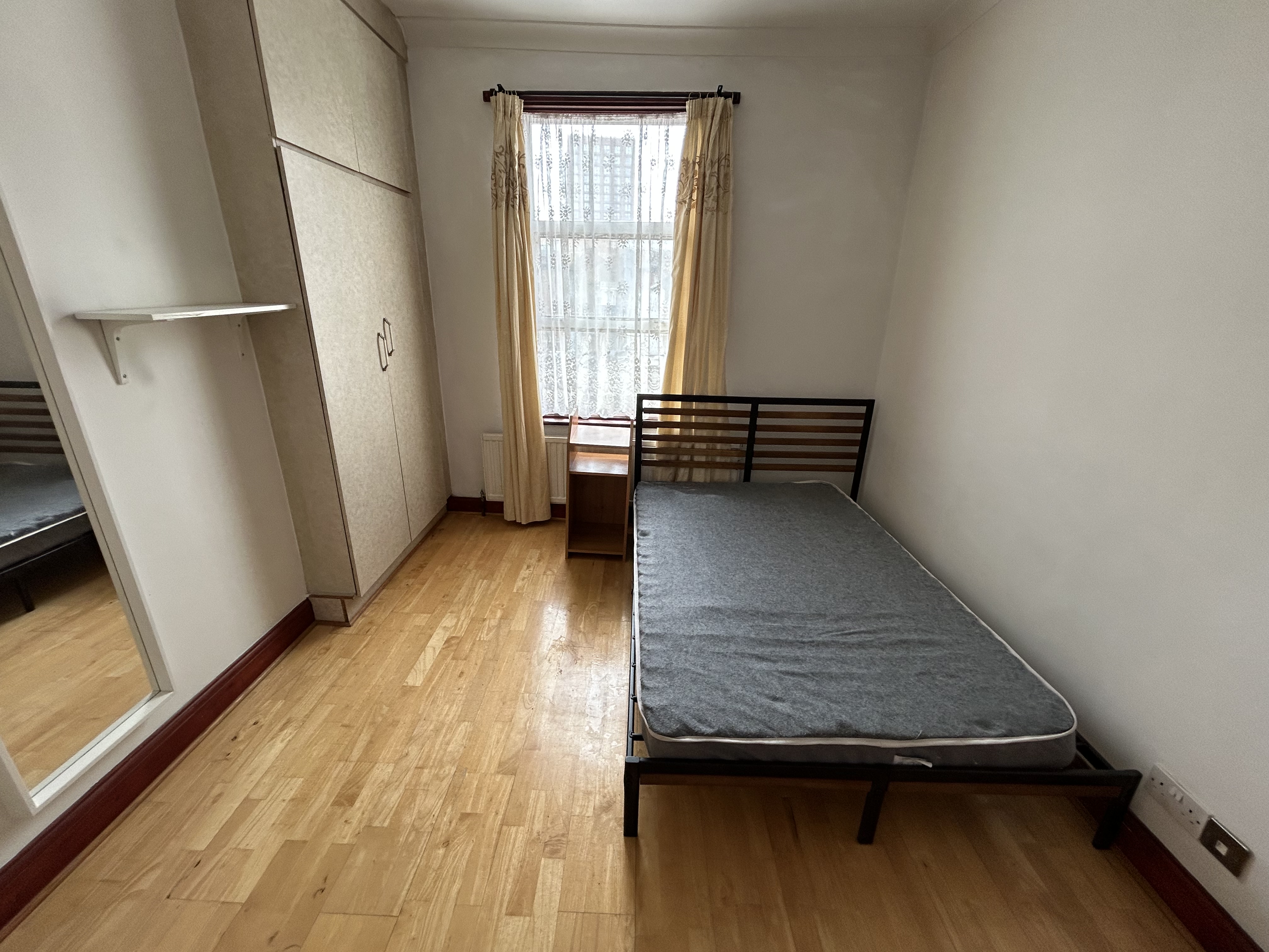 7, Brent View Road, London photo 5