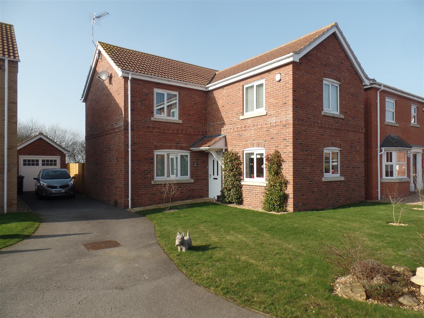 Free property report 19 Post Mill Close, North Hykeham, Lincoln, LN6 9HL Chimnie