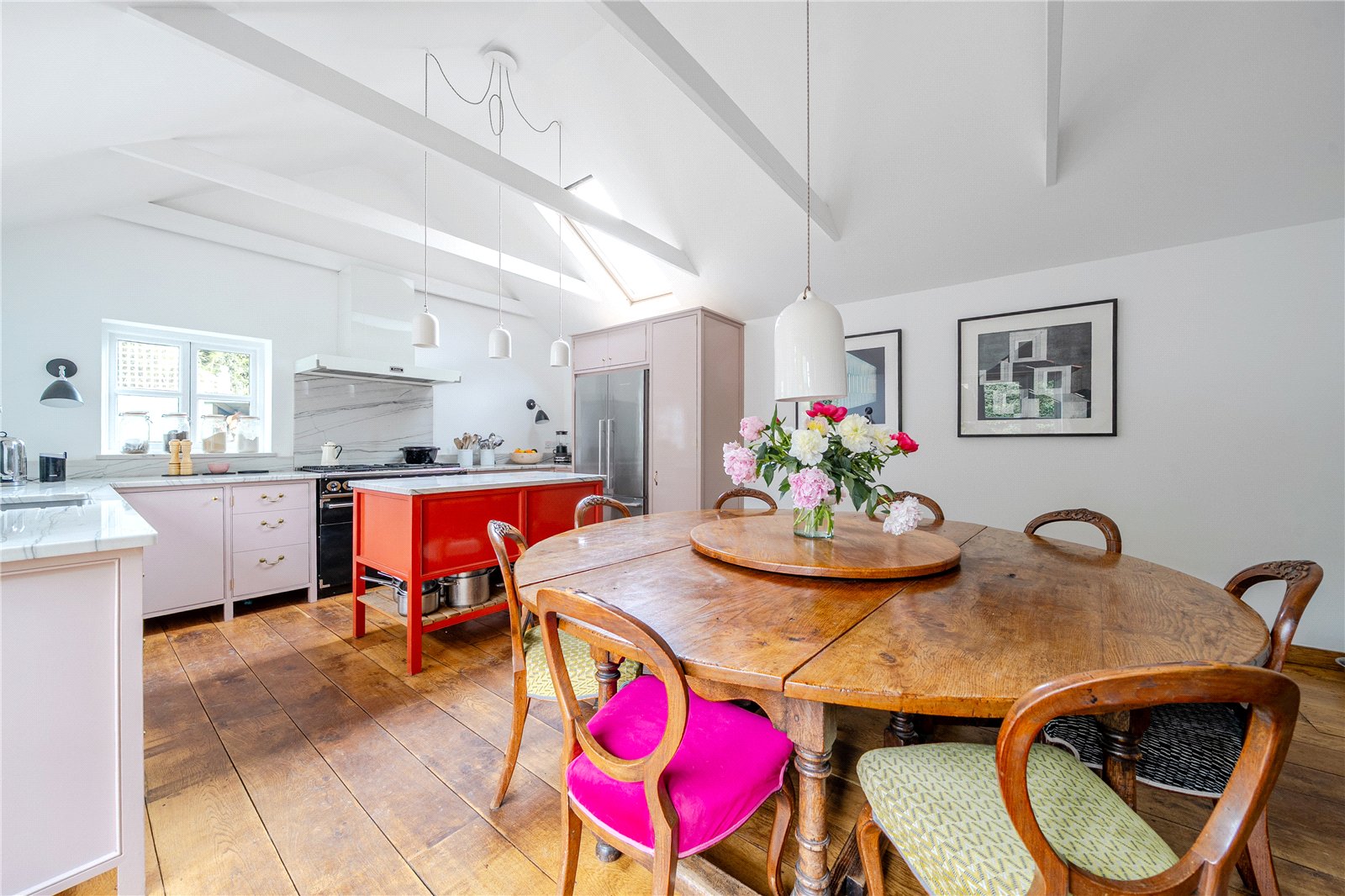 6 bedroom detached house for sale 0