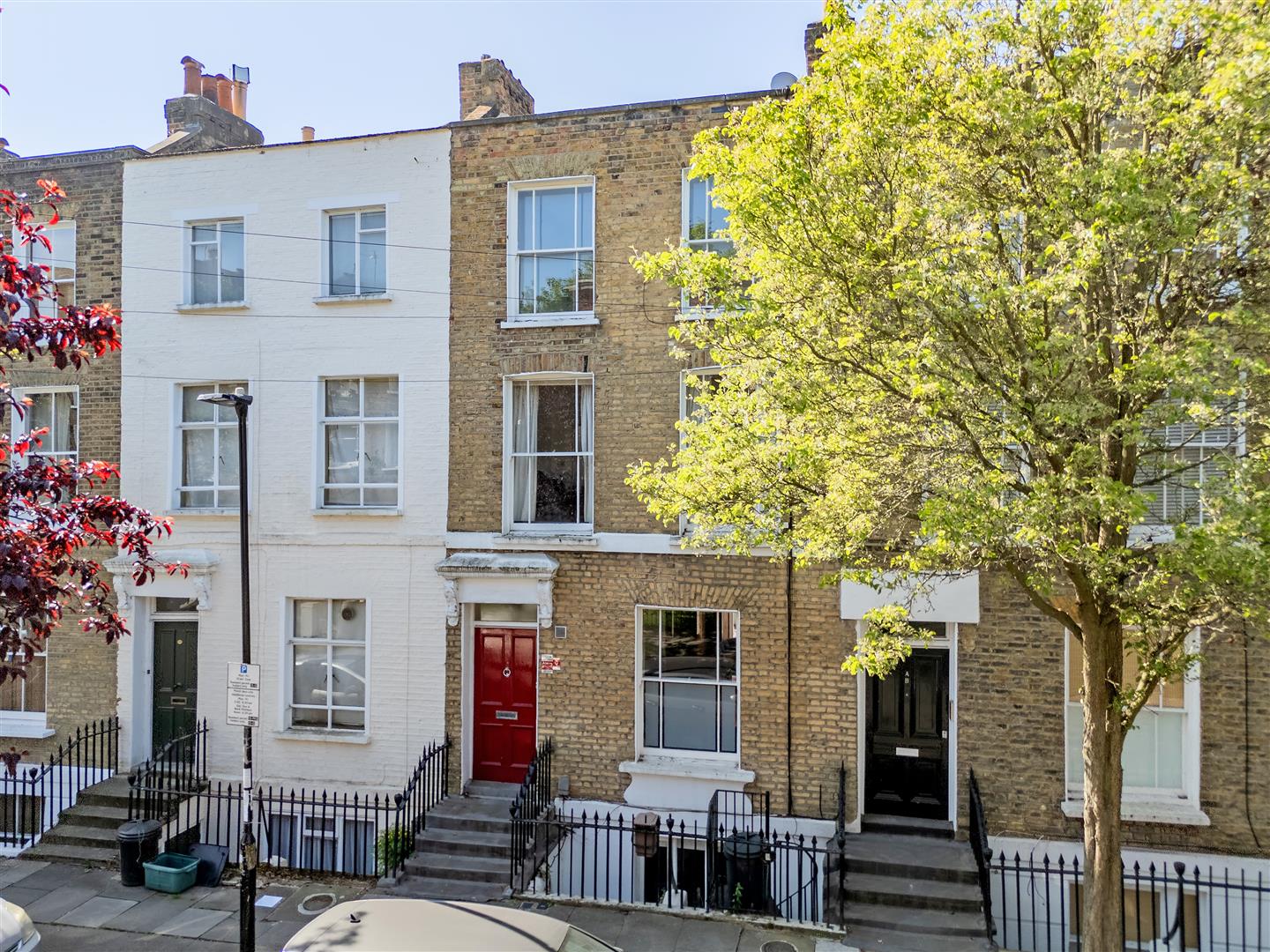 3 bedroom flat for sale in London