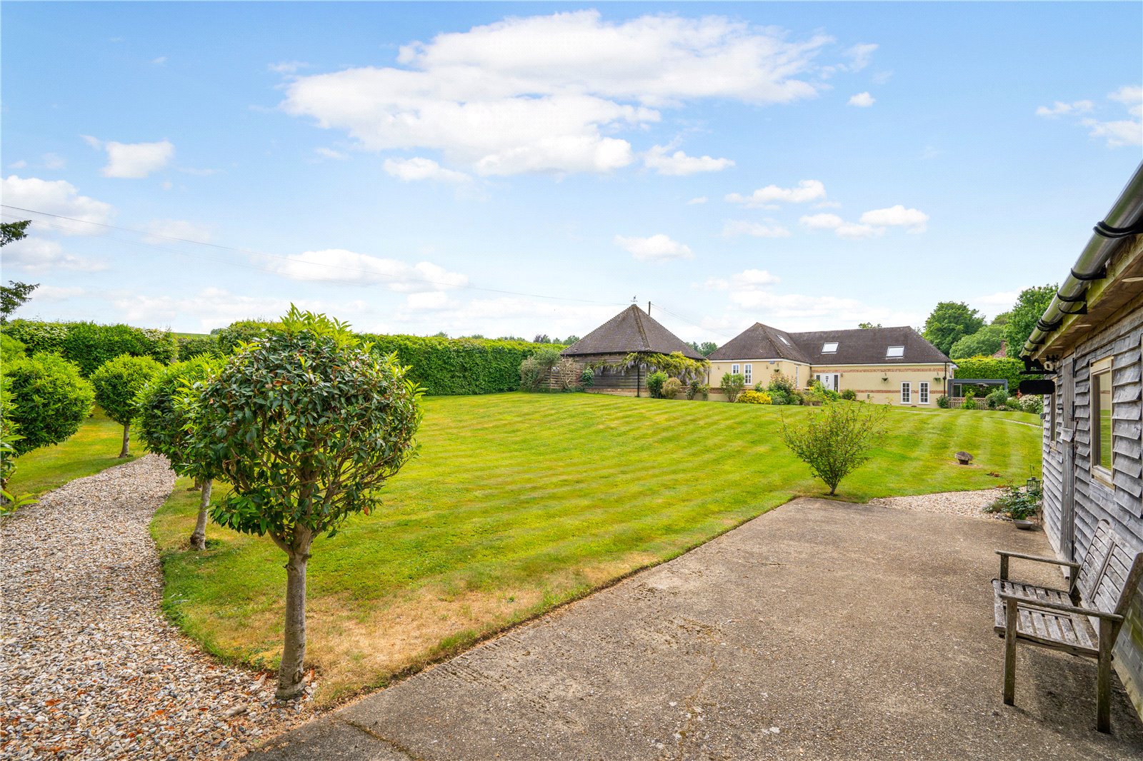 4 bedroom detached house for sale 0