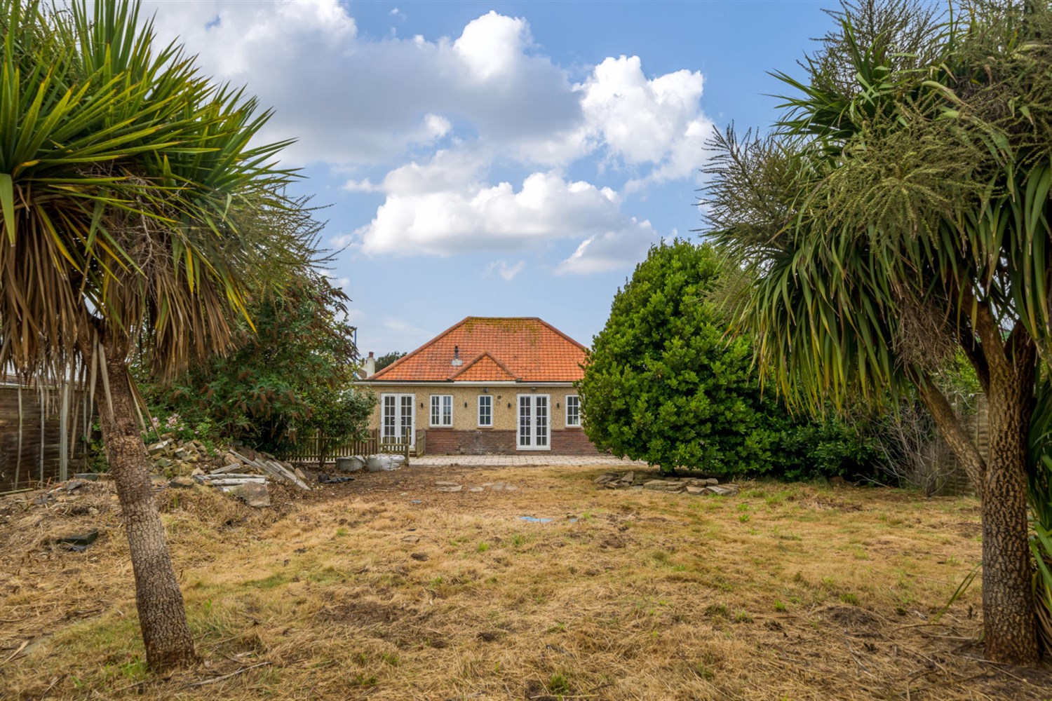 Photos of 24 Woodland Road, Selsey, West Sussex PO20 65301749