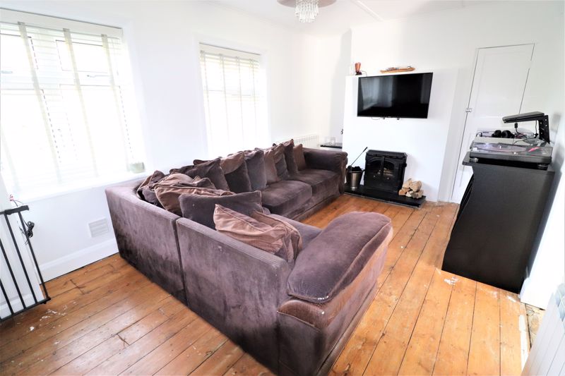 5, Clapham Common, Worthing photo 4