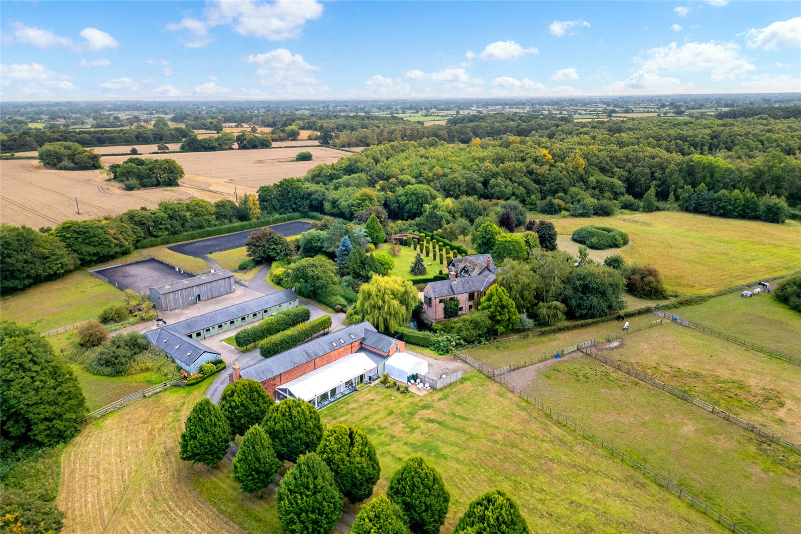 10 bedroom detached house for sale 0