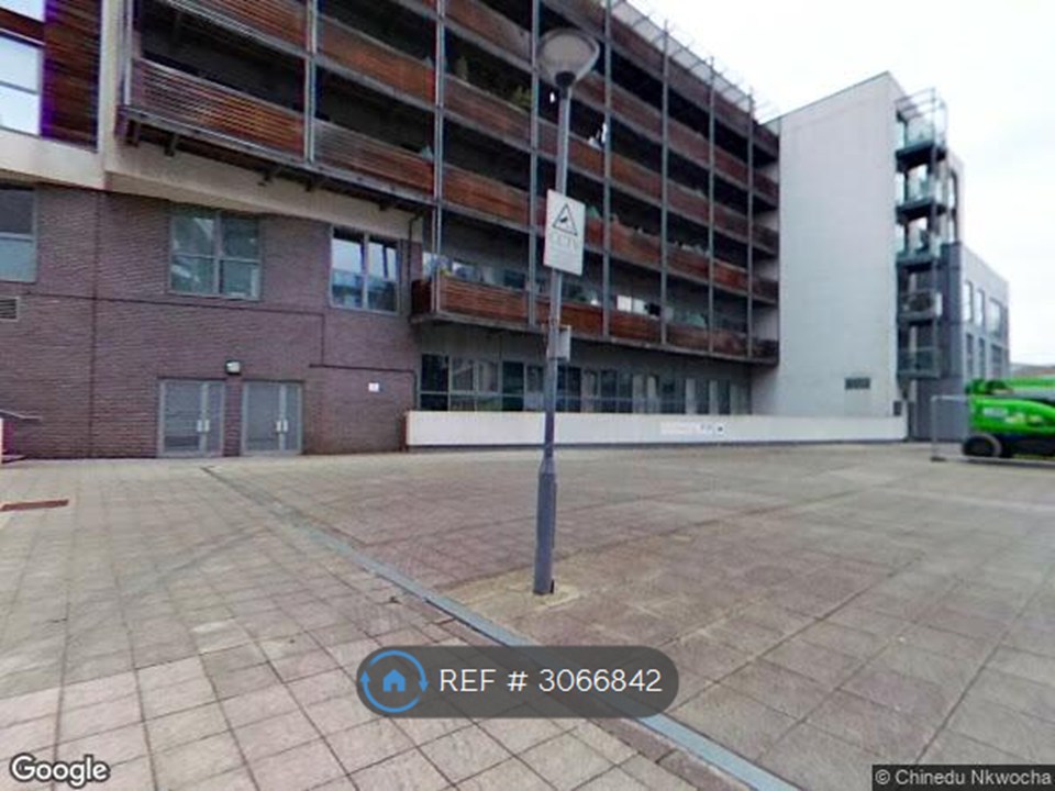 Hatfield House, Merryweather Place, London photo 2
