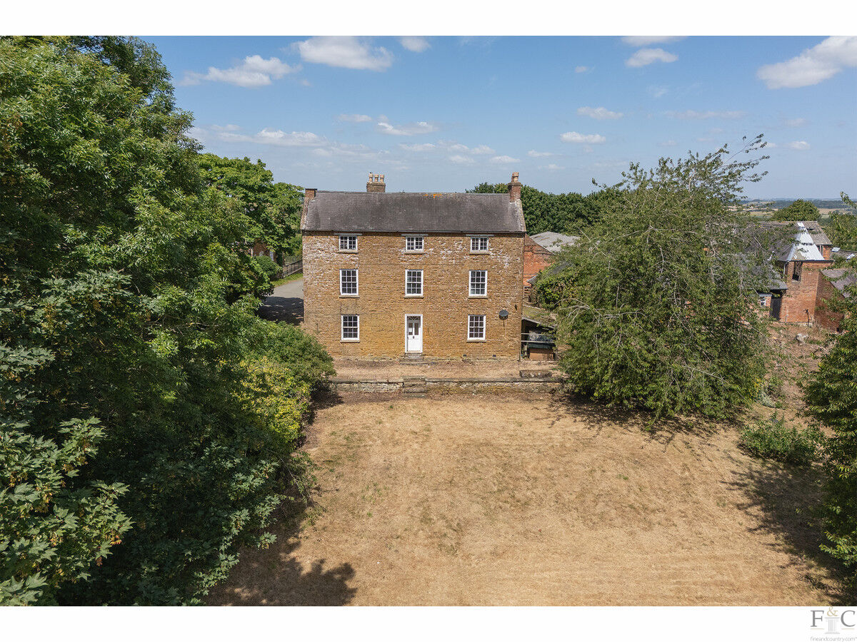 3 bedroom new flat for sale in London