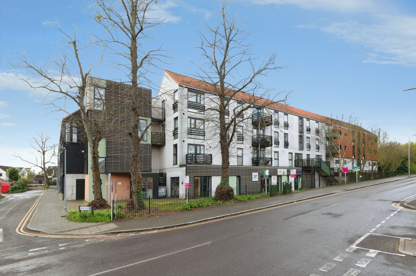 2 bed flat for sale