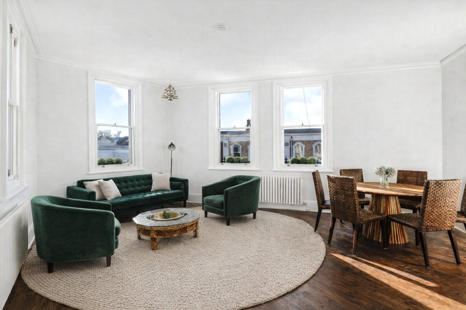 3 bedroom flat for sale 0