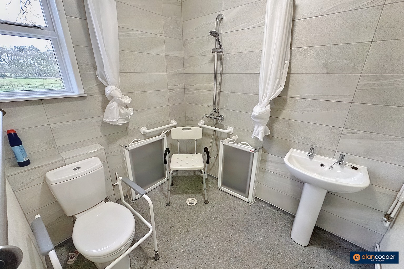 Photos of Caldecote Hall, Caldecote Hall Drive, Nuneaton, Warwickshire CV10 66621914