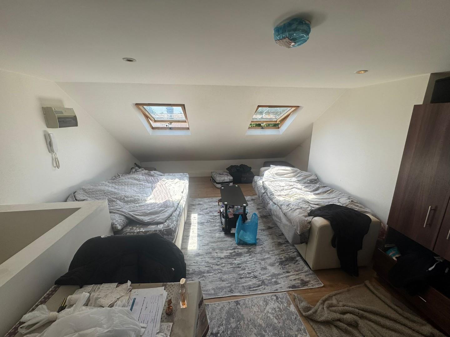 Flat 4, 74, Nags Head Road, Enfield photo 5