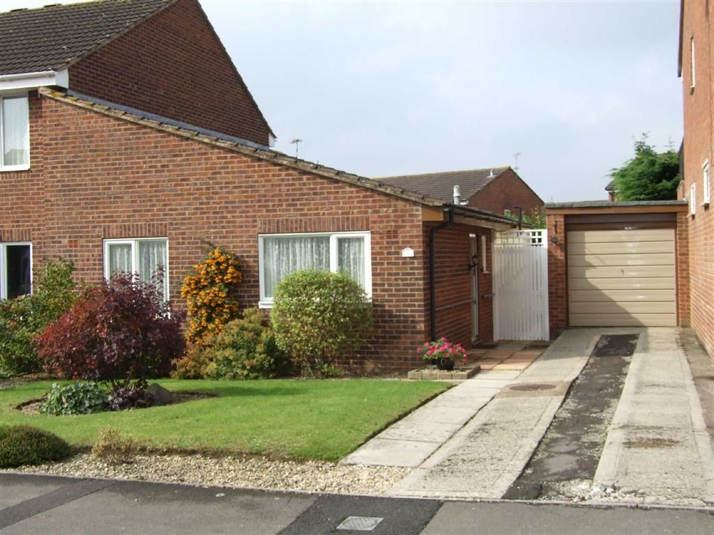 free-property-report-9-brecon-close-melksham-sn12-7rz-chimnie