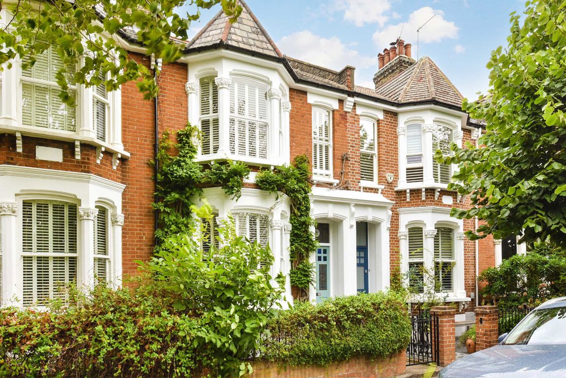 5 bedroom detached house for sale in West Malling