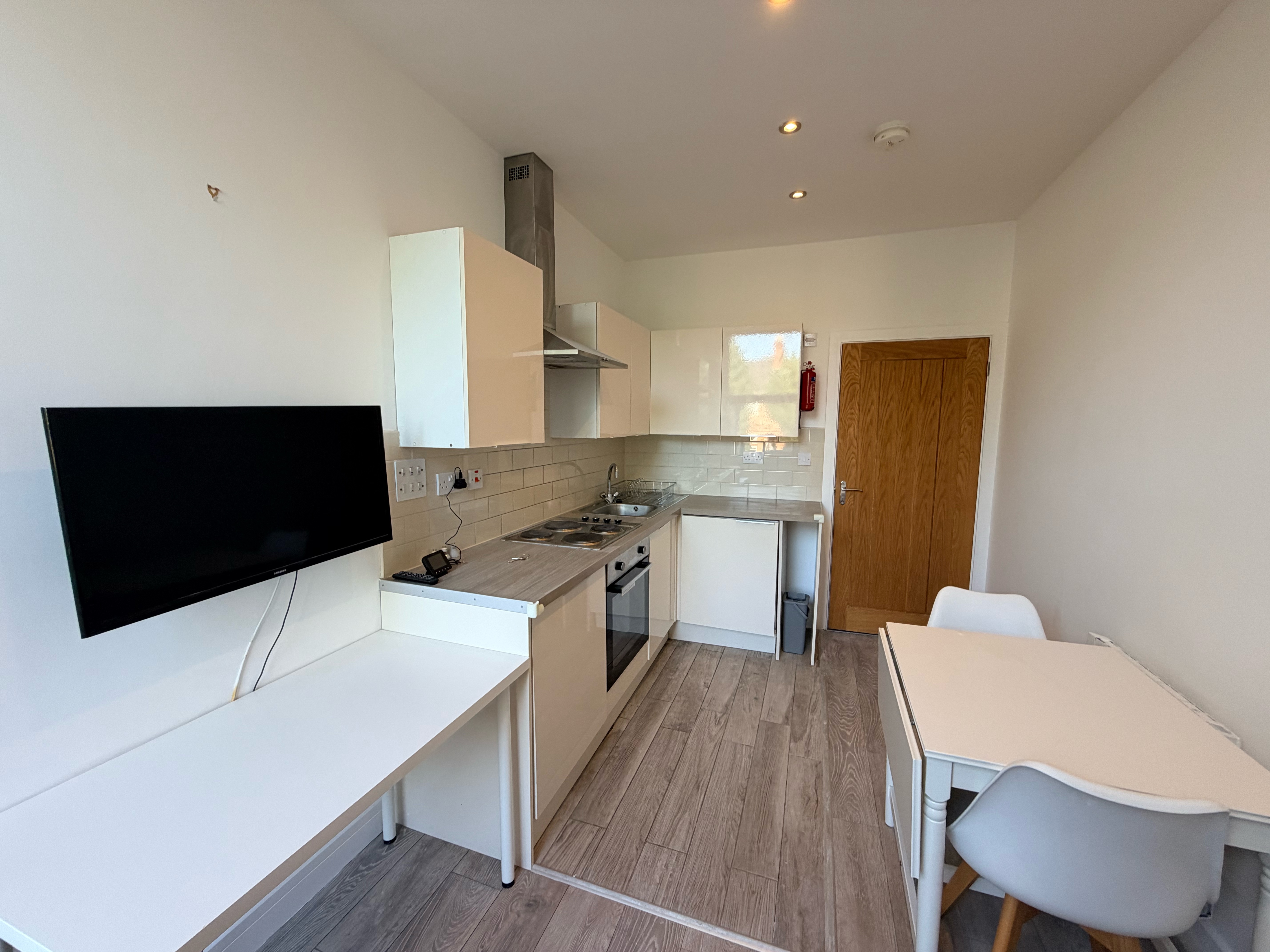 100a, London Road, Leicester photo 5