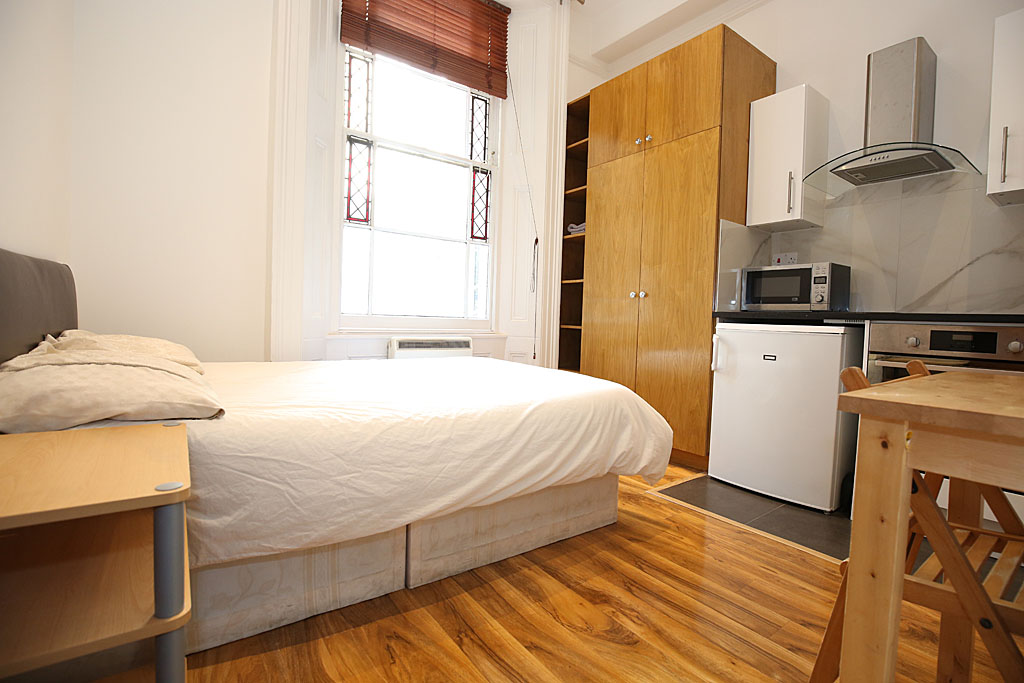 Inverness Terrace, London photo 5
