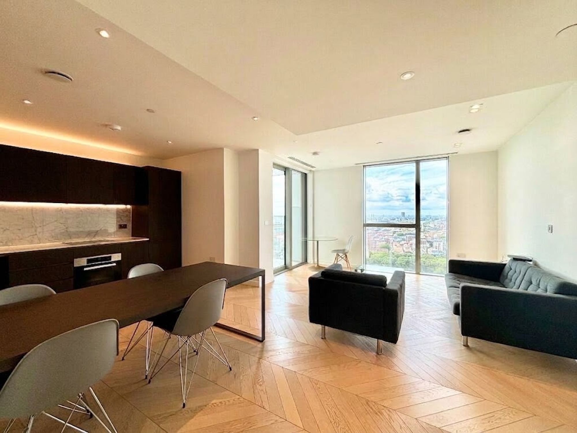 Flat 1703, 145 City Road, London photo 2