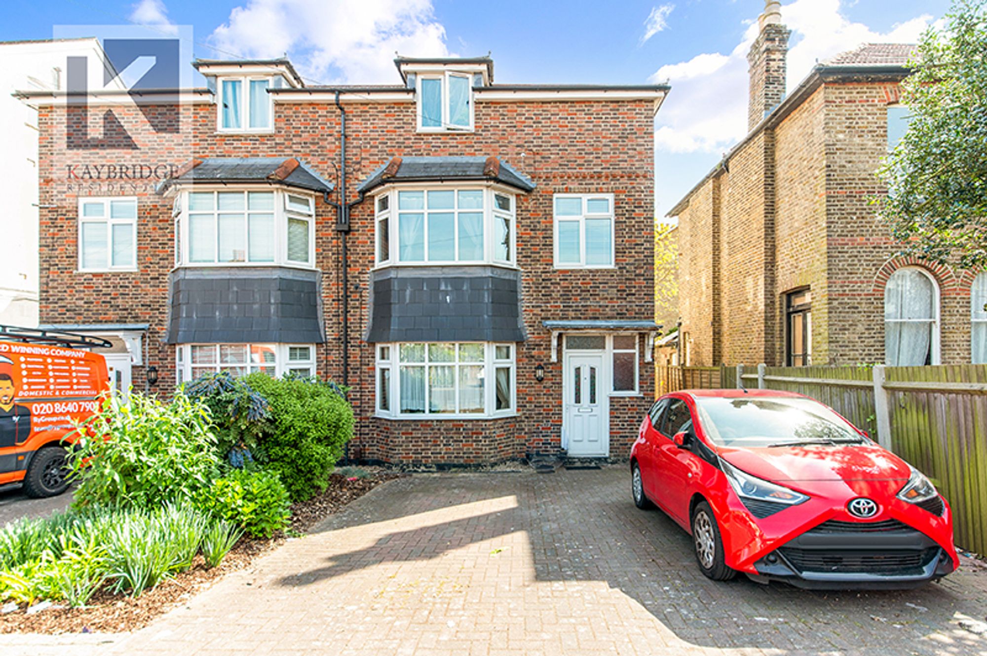 Flat 2, 31 Clarendon Road, Wallington photo 2