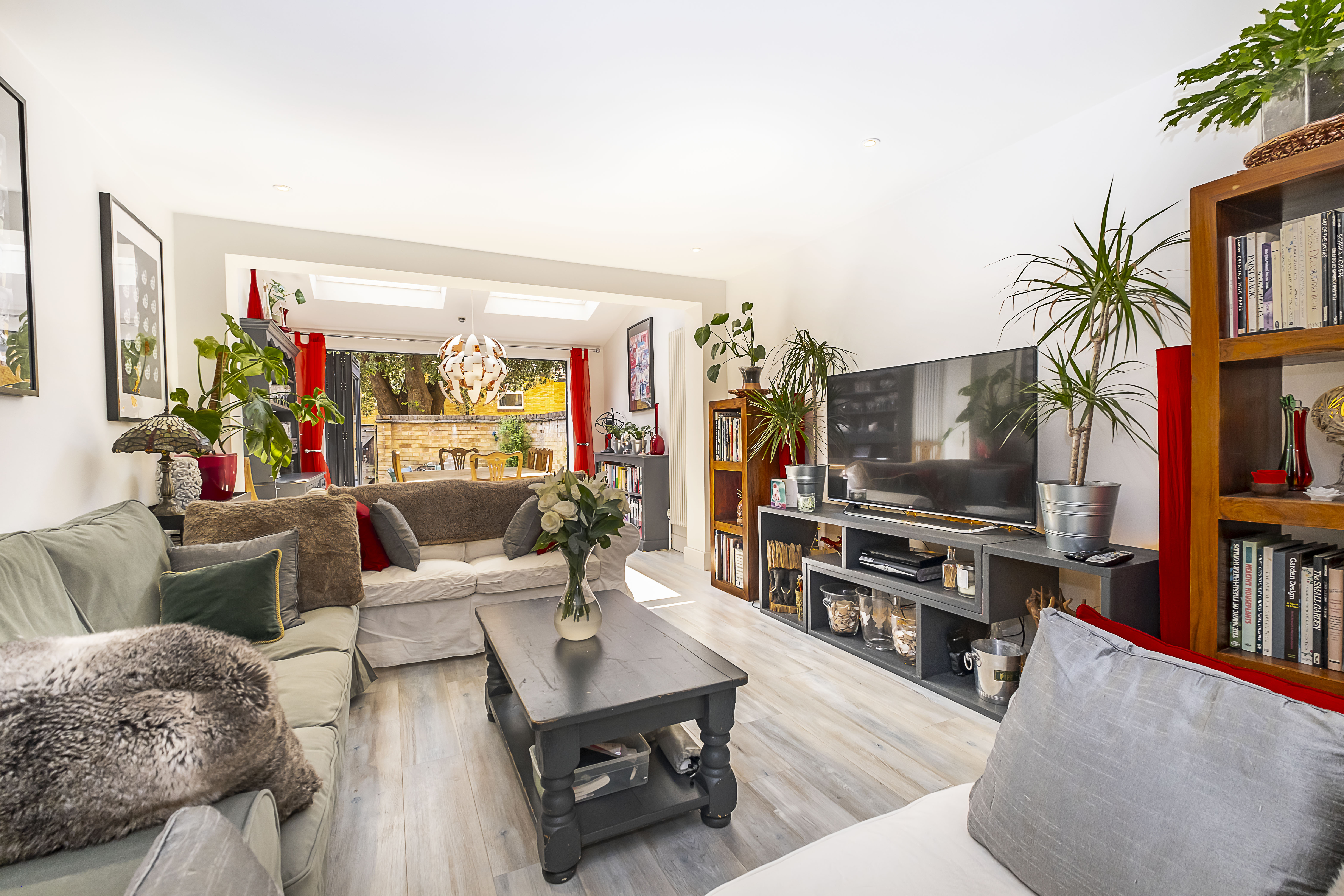 4 bedroom terraced house for sale 0