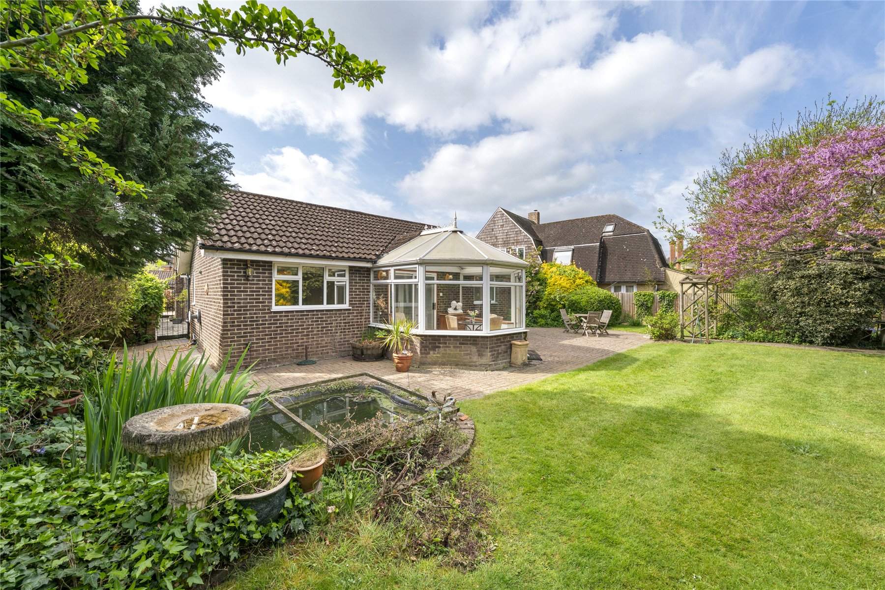 3 bedroom bungalow for sale 0