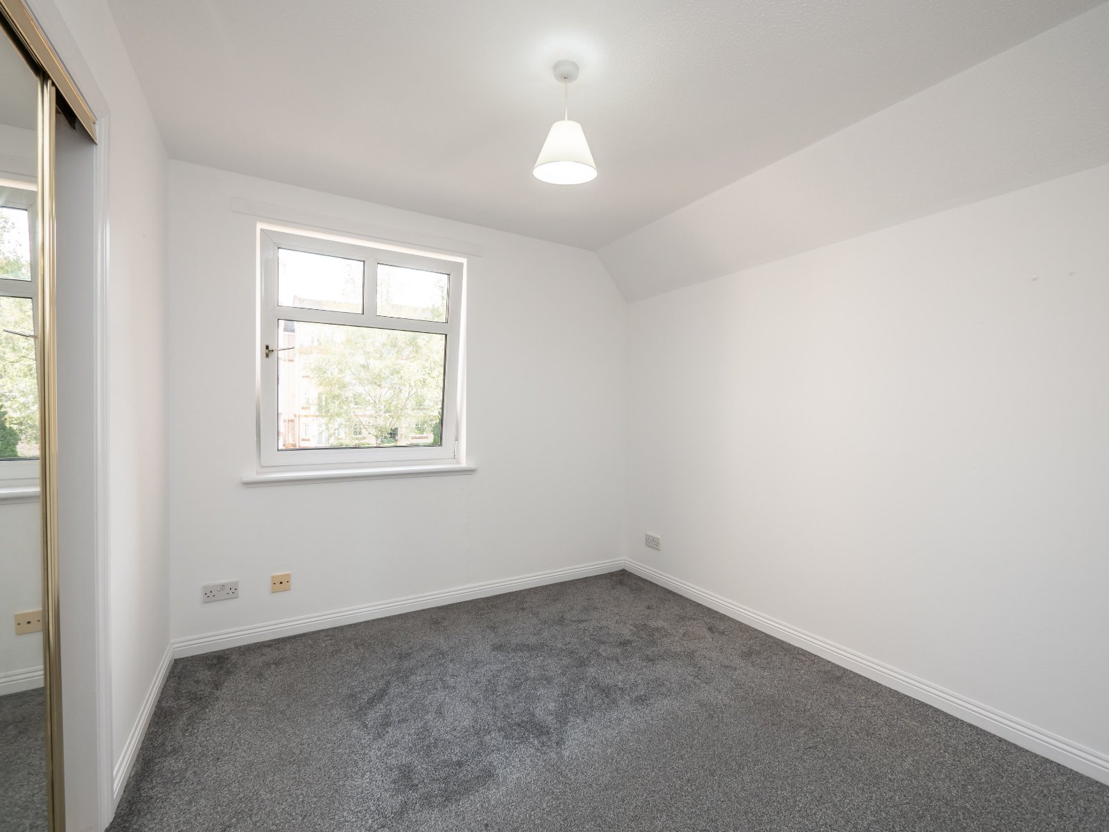 Photos of 30/6 Sinclair Place, Edinburgh EH11 65680012 PrimeLocation