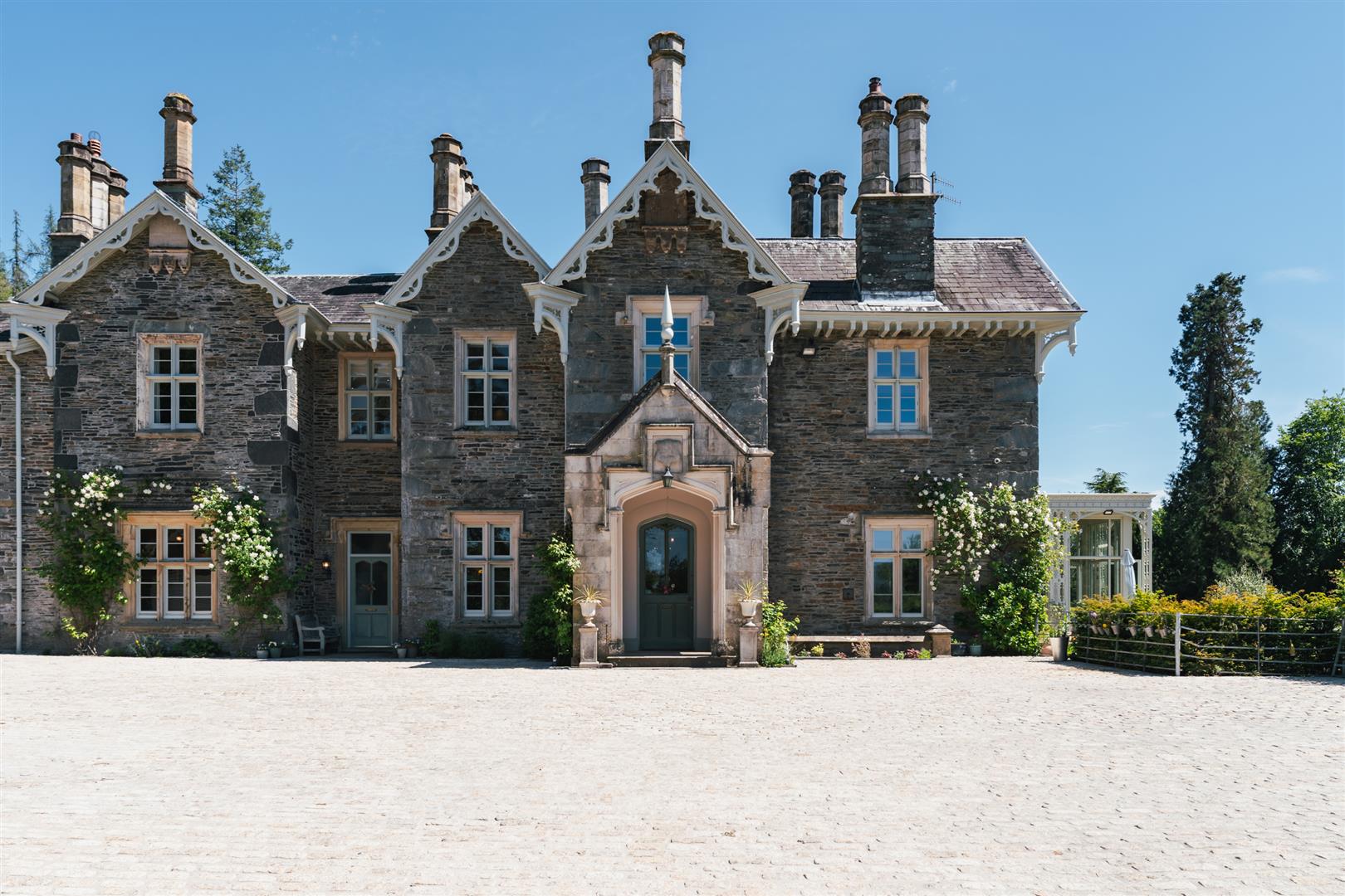 3 bedroom link-detached house for sale 0