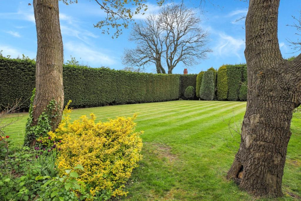 Photos of Cliff Road, Crigglestone, Wakefield WF4 65284277