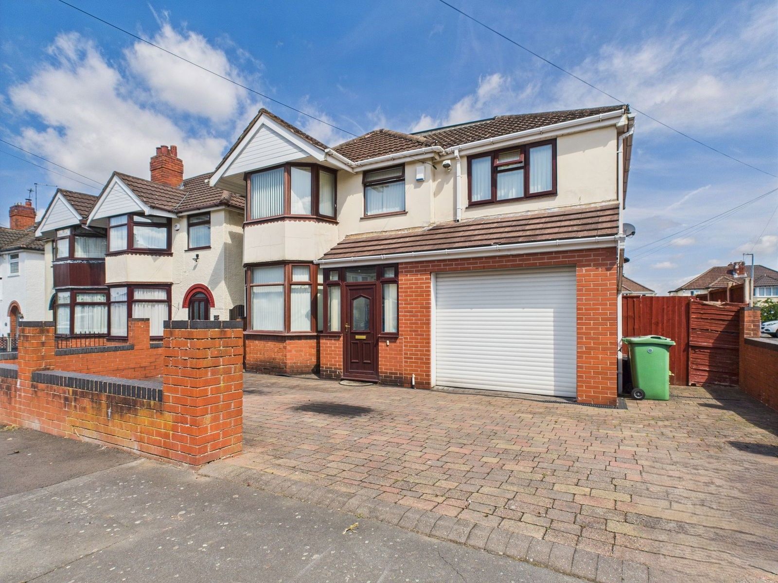 35 Lyttleton Avenue, Halesowen, B62 9EB - listing photo