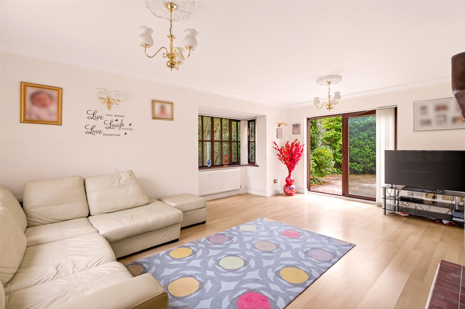 4 bedroom detached house for sale 0