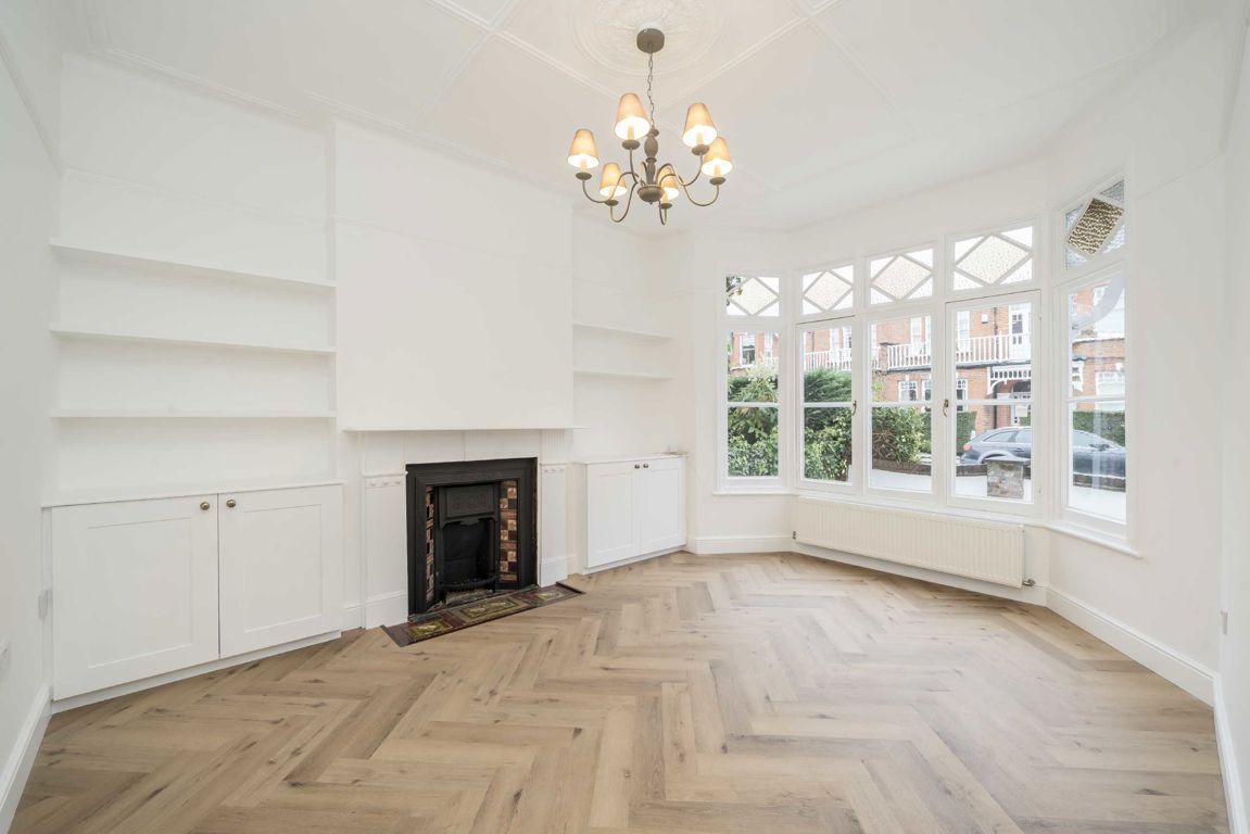 5 bedroom property for sale 0