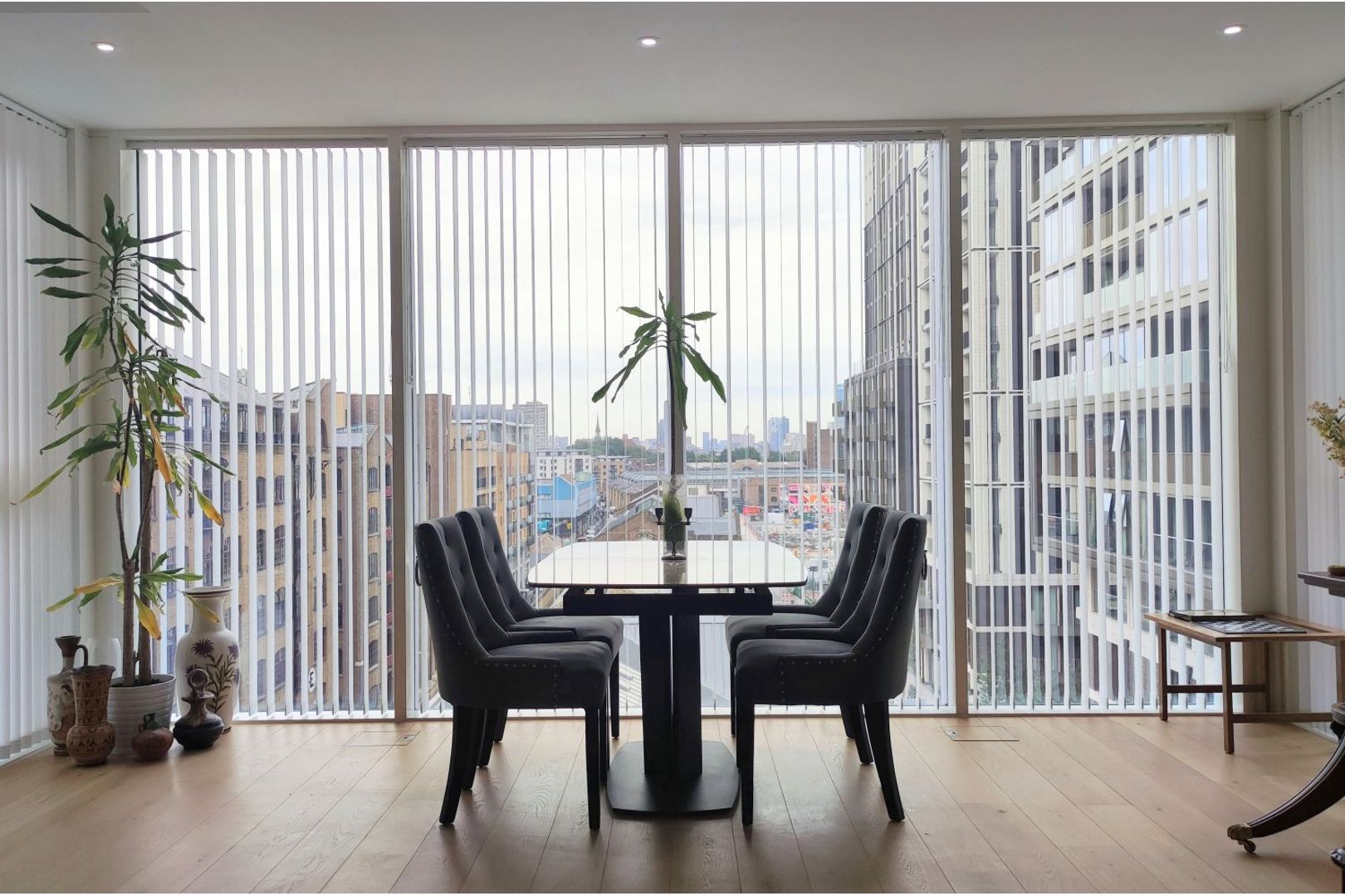 2 bedroom flat for sale 0