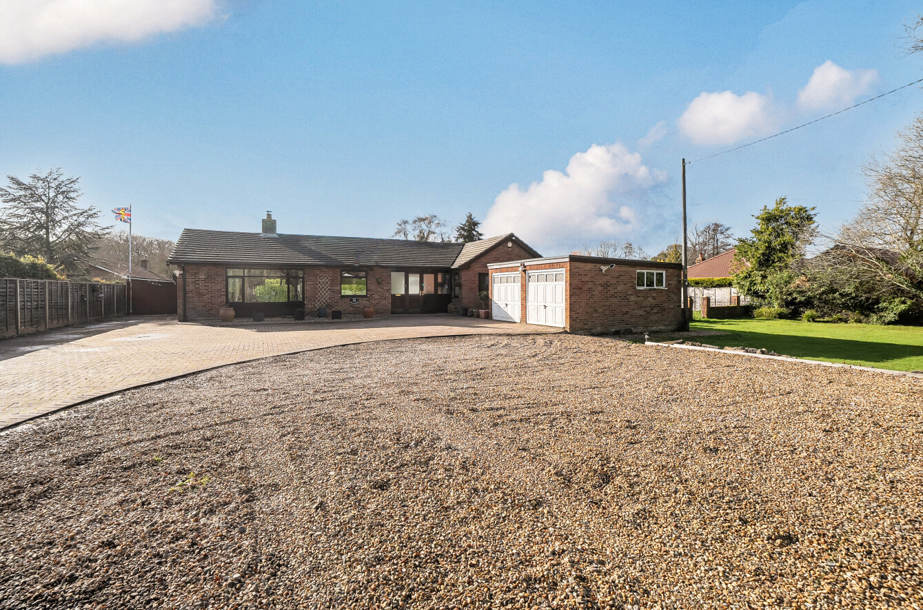 5 bedroom bungalow for sale 0