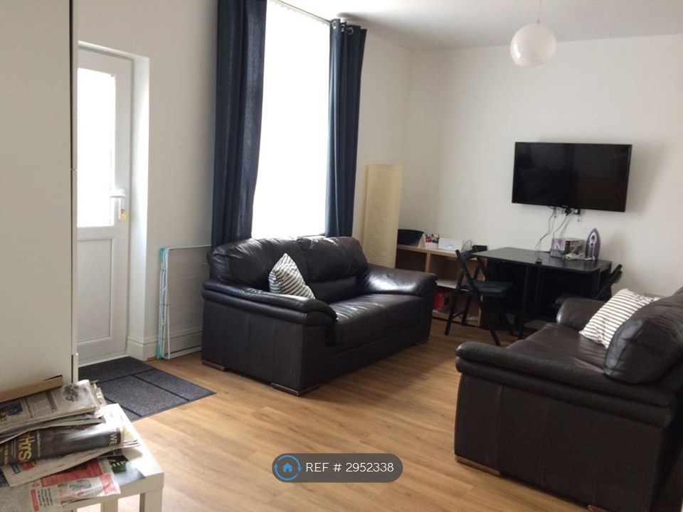 Ventnor Street, Salford photo 5