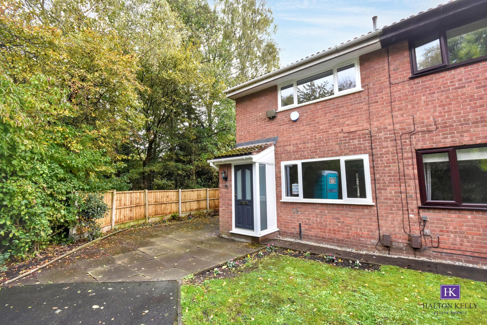 40 Colwyn Close, Warrington photo 4