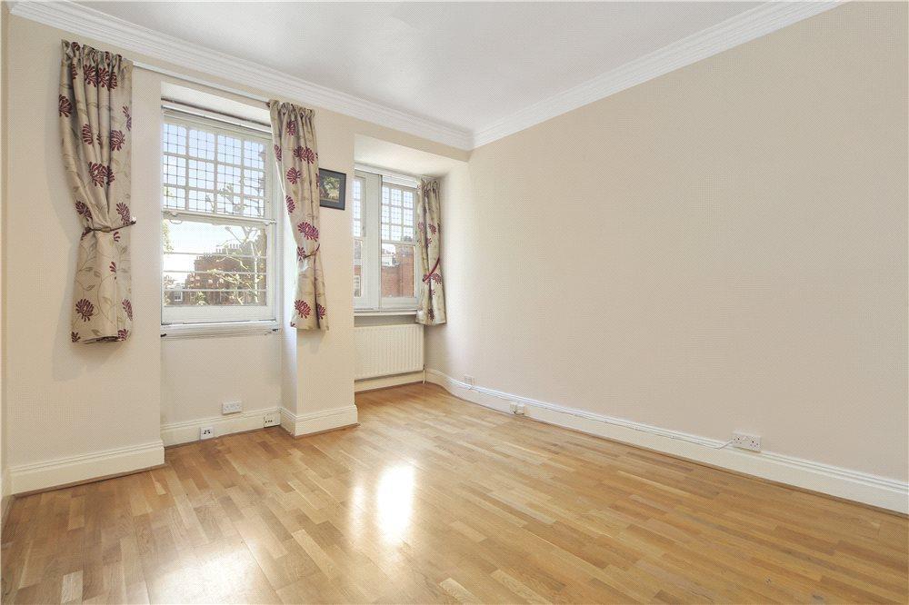 3 bedroom flat for sale 0