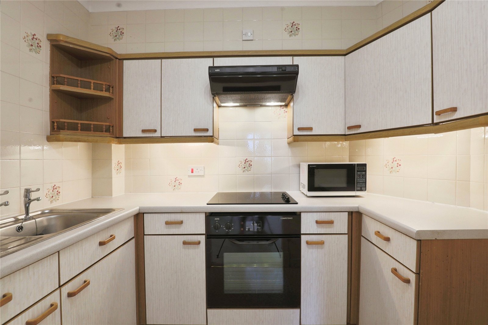 31, Scholars Court, Stratford-upon-Avon photo 4