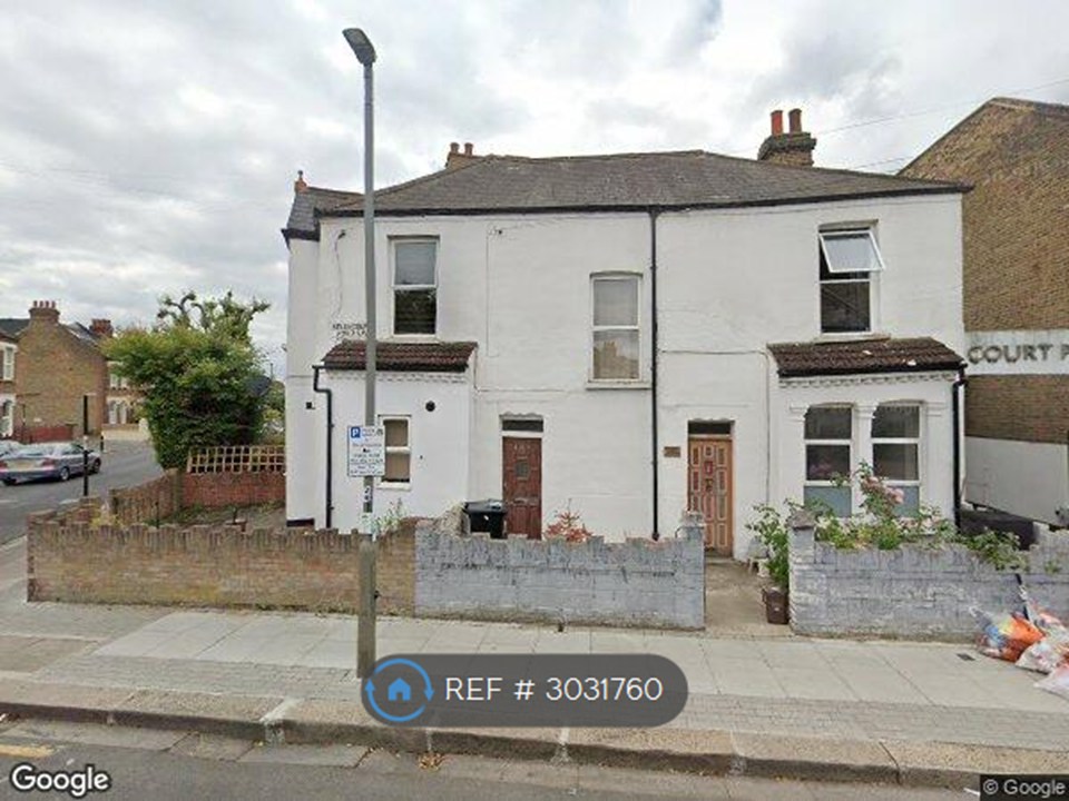 Sellincourt Road, London photo 2