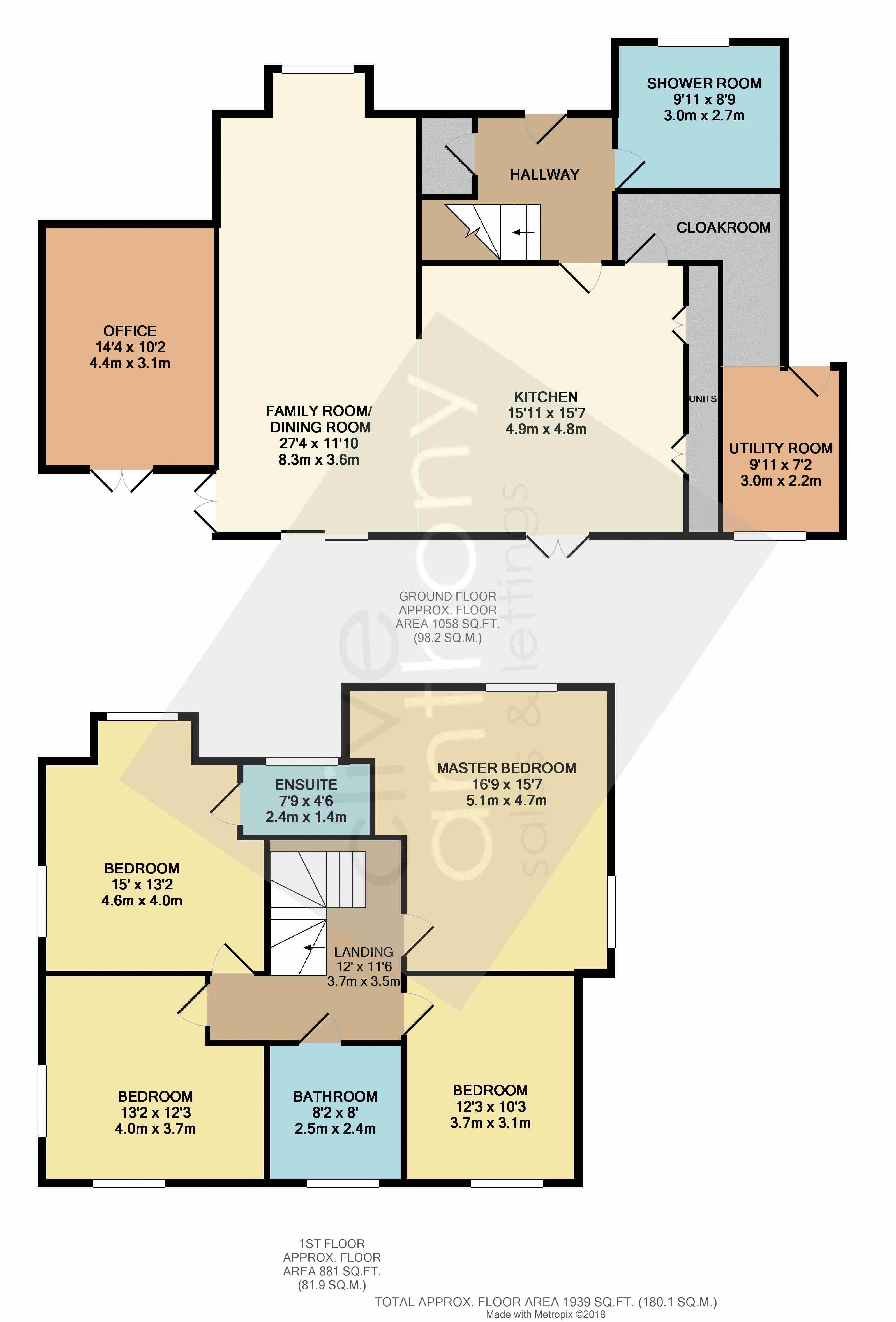 4 Bedrooms Detached house for sale in Brookmoor Road, Prestwich, Manchester M25