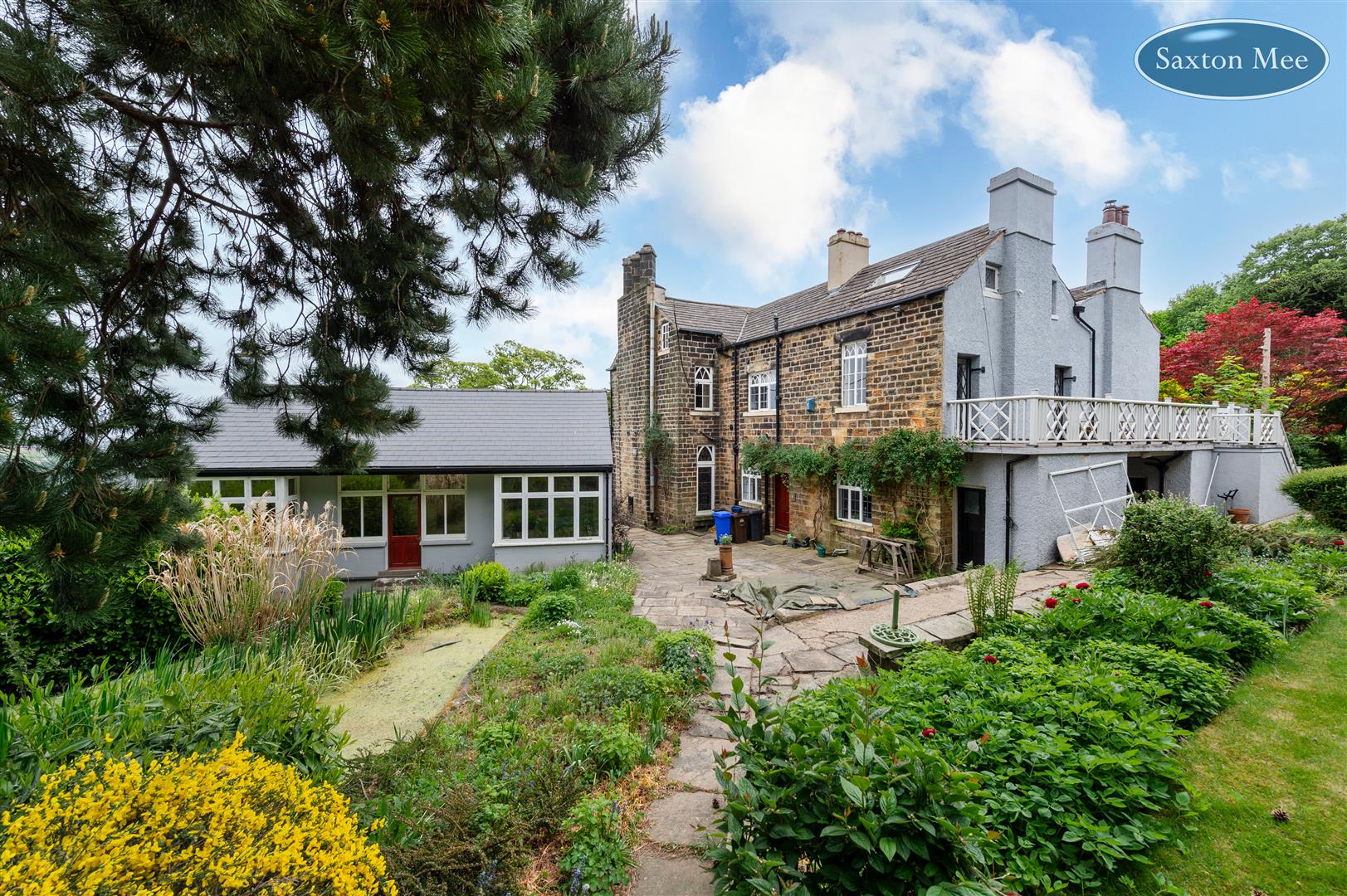 6 bedroom detached house for sale 0