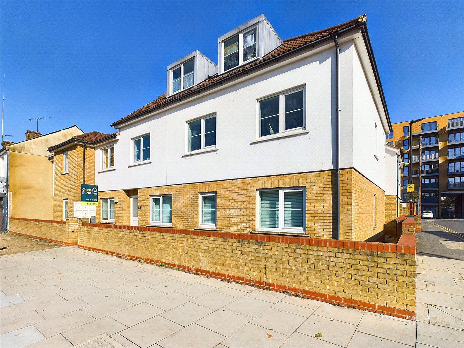 9, 82, Bedfont Lane, Feltham photo 2