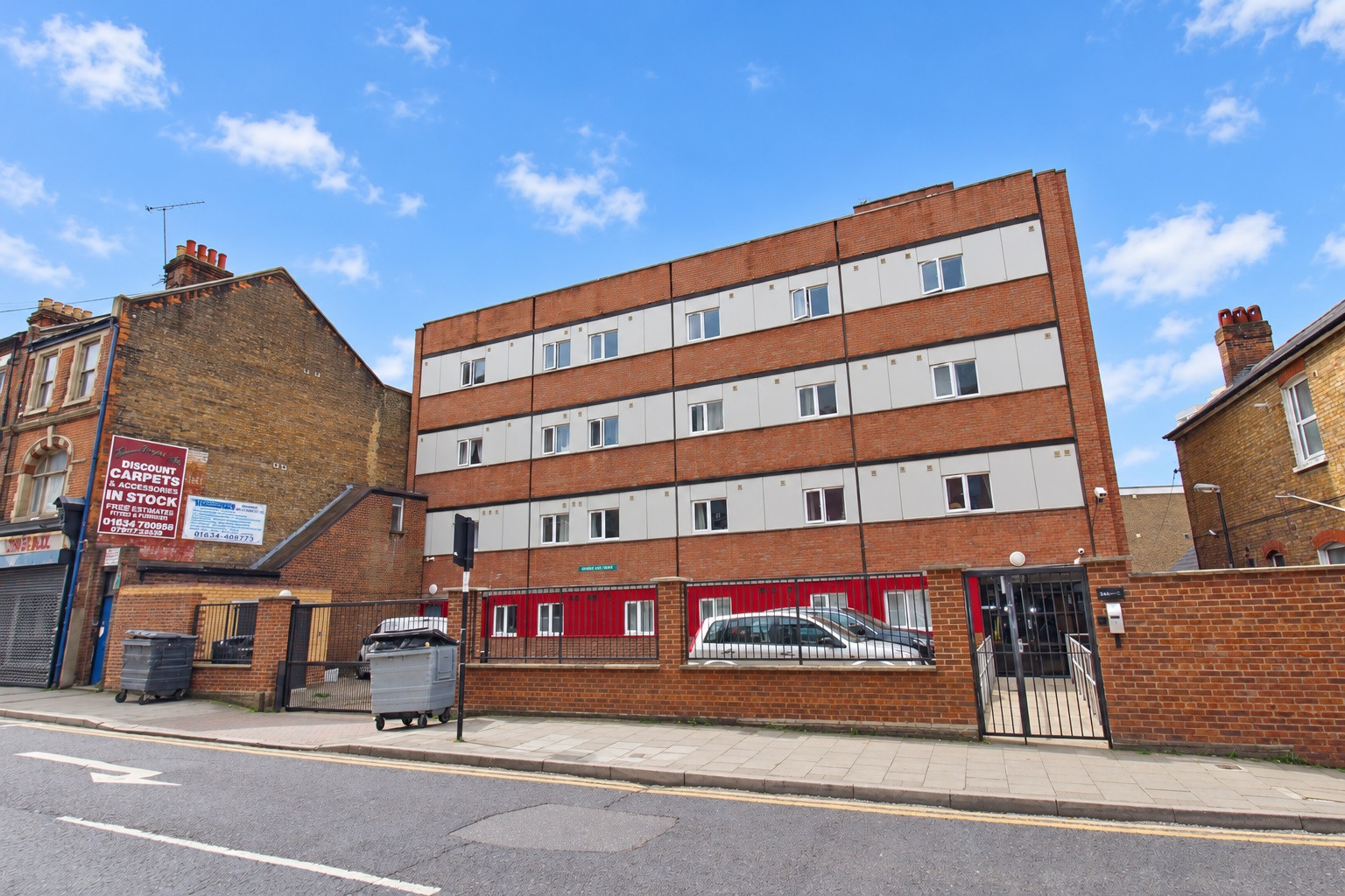Staybridge House, Chatham photo 5