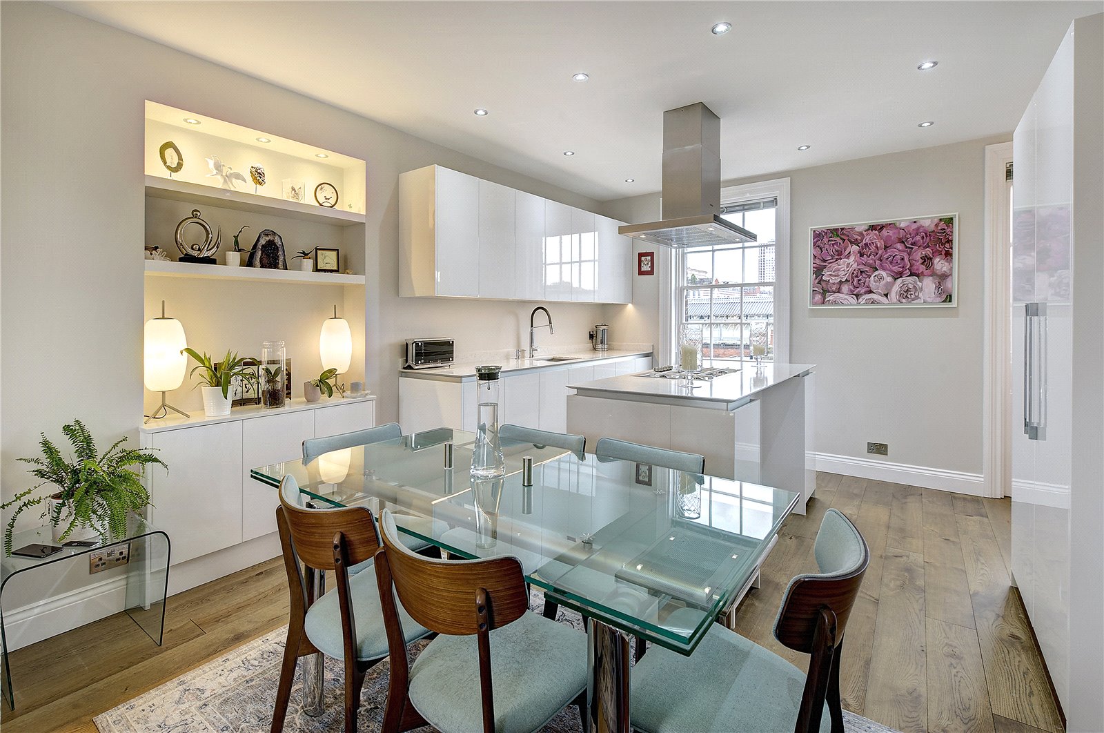 3 bedroom flat for sale 0