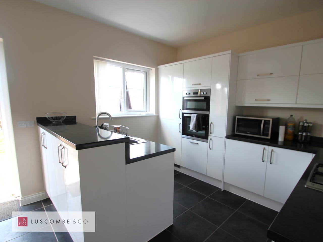 Photos of Loftus Square, Newport NP19 64494145 PrimeLocation