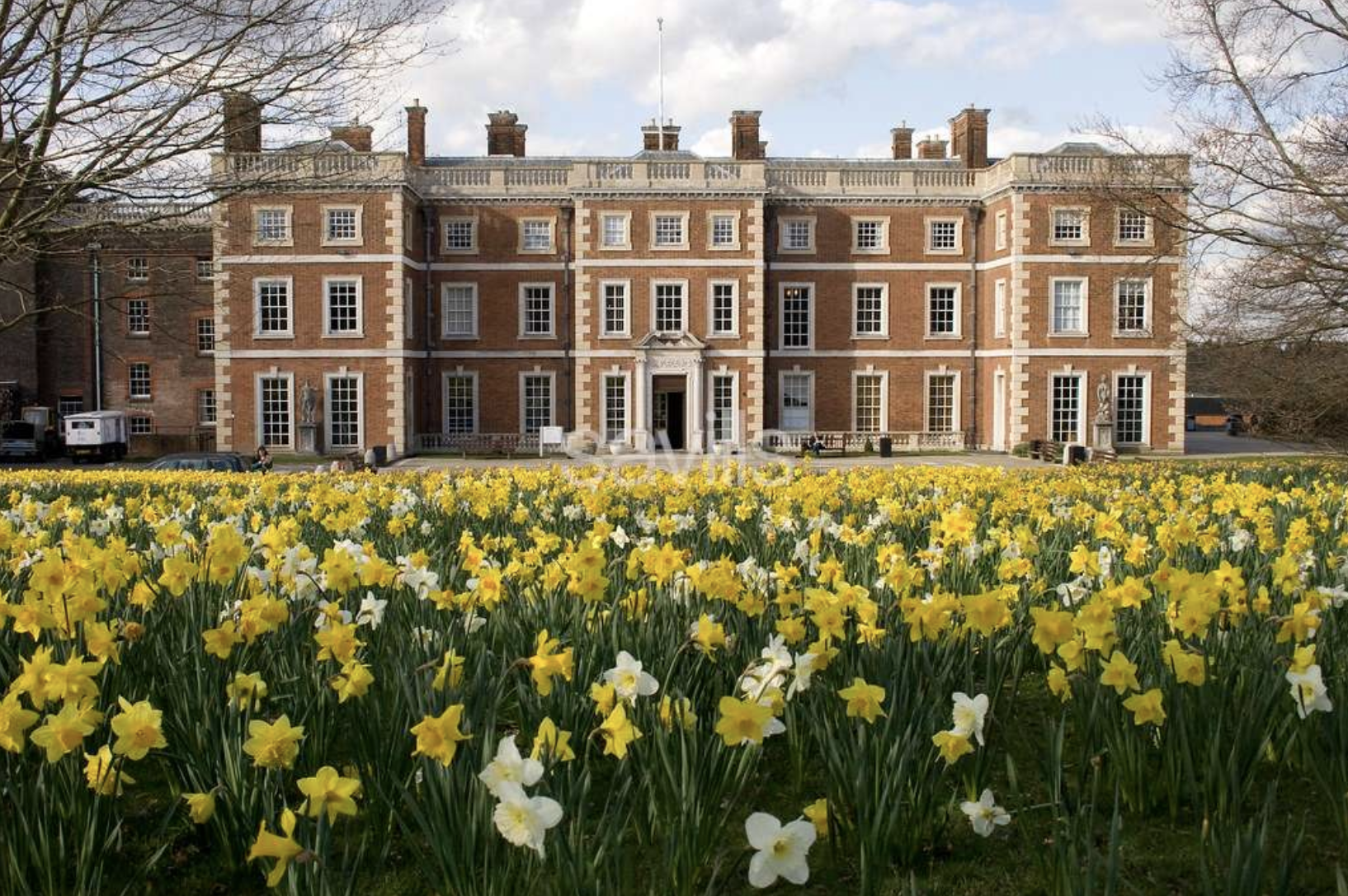 5 bedroom terraced house for sale