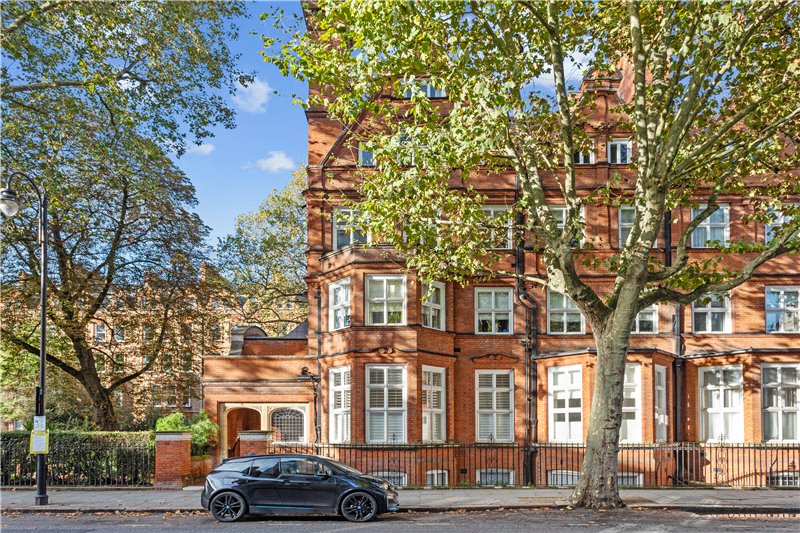 15 Platan House, 22, Harrington Gardens, South Kensington photo 4