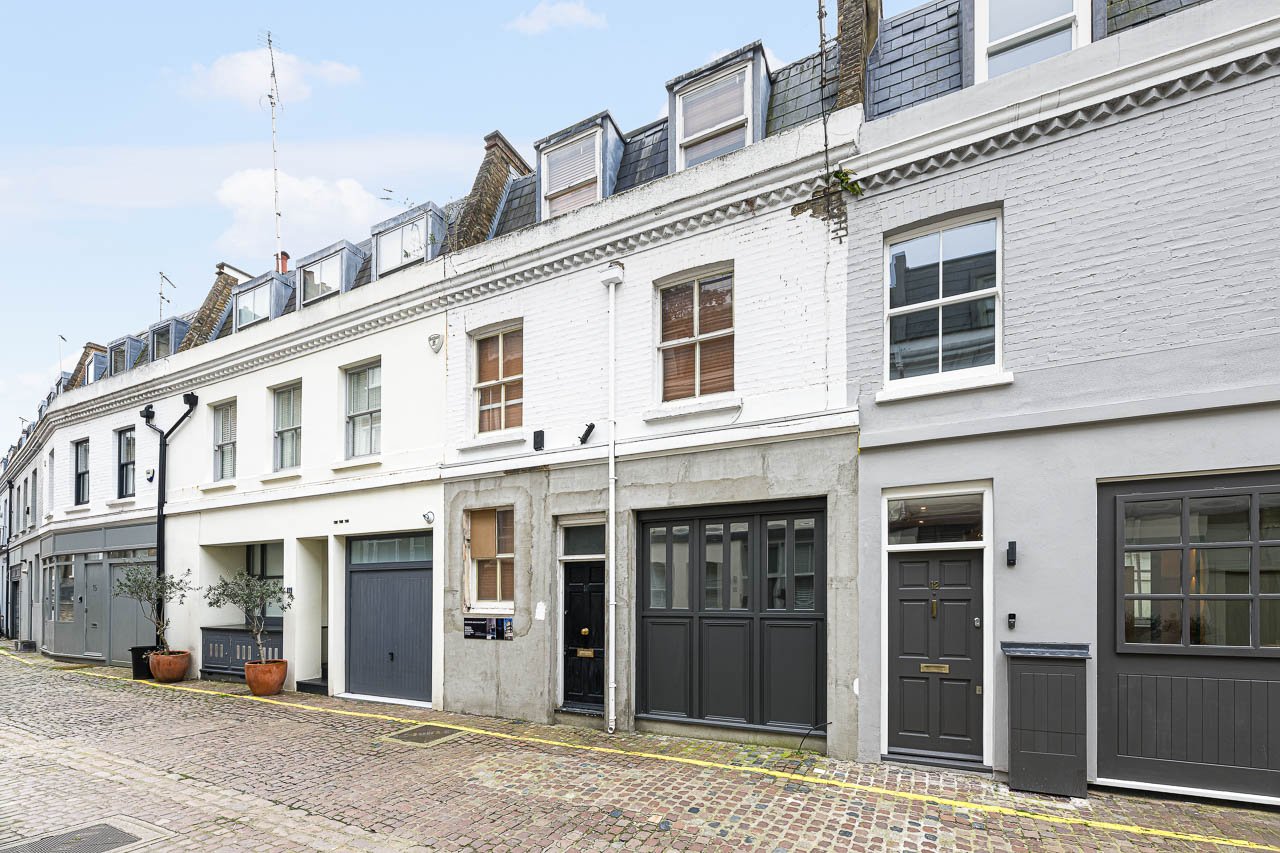 13, Lexham Mews, London photo 2