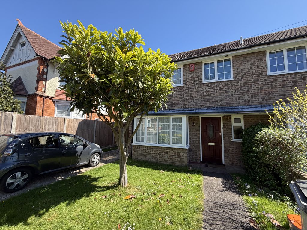 28, Neville Road, Bognor Regis photo 2